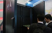 圖為中國神威藍光超級計算機。(圖源:互聯網)