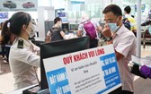 民眾在公共場所需佩戴口罩。(圖源:允和)