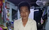 成仁患上精神病,生活不能自理。