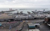 這是12月22日拍攝的關閉的英國多佛港。(圖源:新華社)