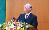 黨中央書記處常務書記陳國旺在會上發表講話。(圖源:賢和)