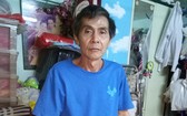 李燦明中風和腦溢血後,體力明顯虛弱。
