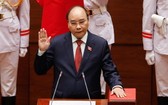 新任國家主席阮春福宣誓就職。(圖源:VGP)