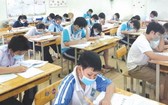 考生參加十年級招生考試。(圖源:互聯網)