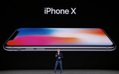 蘋果公司在當日的發佈會上如期推出iPhoneX，以羅馬數字X表示10。（圖源：互聯網）