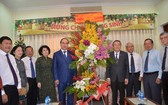 市領導探望越南基督教會駐南方總聯會並祝賀2018年聖誕節及2019年元旦。（圖源：TL）