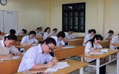 11 名華人子弟考取市級十二年級優秀生