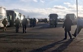 在紅十字國際委員會的幫助下，烏克蘭衝突雙方交換了300餘名戰俘。（圖源： 紅十字國際委員會）