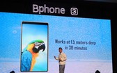 Bkav集團的 Bphone 3智能手機已於7月4日正式亮相緬甸仰光推介商品會。（圖源：風雲）