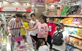 在Aeon連鎖超市購物。
