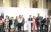 9月3日，法國總理府就打擊家庭暴力問題舉行了協商會議，80多名受邀參加會議的代表包括相關協會組織的負責人、警察、法官和律師。 （圖片來源：AFP）