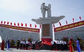 同塔省1954年集結事件紀念碑落成儀式。（圖源：玉才）