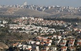 一座座建設中的以色列猶太人定居點樓房拔地而起。（圖源：互聯網）