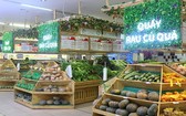 超市裡多個攤位上擺售許多種類的農產品。（示意圖源：田升）