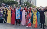 越南長衫盛會已成為本市傳統活動。
