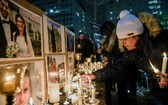 加拿大公民在事故中遇難，滿地可市民眾舉行悼念活動。（圖源：AP）