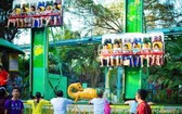 蓮潭公園的遊戲吸引兒童參加。