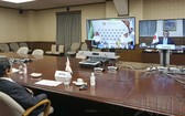 日本首相菅義偉同G20領導舉行線上首腦會議。（圖源：共同社）