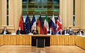 在奧地利維也納拍攝的伊核協議聯合委員會政治總司長級會議現場。（圖源：路透社）