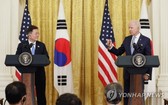 韓國總統文在寅當地時間5月21日在美國華盛頓白宮同美國總統拜登舉行會談，在雙方會談後舉行的記者會上，文在寅宣佈，韓美雙方商定終止《韓美導彈指南》。（圖源：韓聯社）