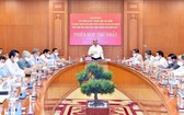 國家主席阮春福主持“至2030年，願景至2045年建設與完善越南社會主義法治國家的戰略”提案制定指委會第一次會議。