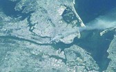 911事件影像回顧：從太空看911事件，煙霧清晰可見。（圖源: NASA）