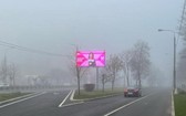 11月2日，俄羅斯首都莫斯科地區遭遇大霧天氣。莫斯科氣象部門預計大霧將持續到當地時間14時左右，能見度可達到200-700米。（圖源：互聯網）