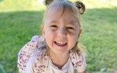 西澳失踪的4歲女童克萊奧·史密斯(Cleo Smith)。 （圖源：《澳大利亞人報》）