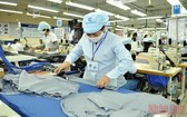 越南生產紡織品成衣出口。（圖源：玉梅）