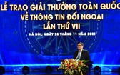 政府總理范明政在第七次全國對外新聞獎頒獎儀式上發表重要講話。（圖源：明維）