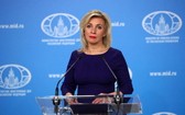 俄羅斯外交部發言人扎哈羅娃宣佈，在駐俄美國使館工作超過3年的人員，必須在明年1月底離境。（圖源：路透社）