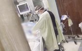 紐約州衛生部門8日發表聲明稱，由於醫院床位不足，紐約州有40家醫院被要求“在至少兩週內停止非必要、非緊急的擇期手術”。（圖：視頻截圖）