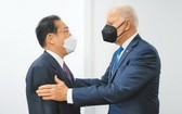 美國總統拜登（右）與日本首相岸田文雄（左）將於21日舉行線上峰會。圖為兩人去年11月在聯合國氣候變化大會上會晤。（圖：日本國首相官邸官網）