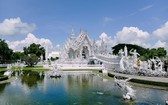 泰國清萊白寺。（亦友攝）