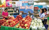 多家超市在年底期間推出物價平抑計劃。