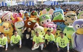 “世界吉祥物峰會”在日本埼玉縣開幕。（圖：共同社）