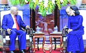 國家代主席鄧氏玉盛接見莫桑比克共和國原總統。