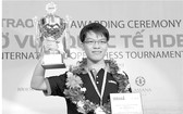 黎光廉曾獲得2013年 “市住房開發銀行盃”國際象棋公開賽冠軍。