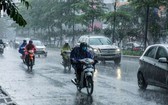 胡志明市的雨季。