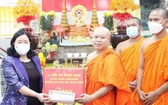 中央民運部長祝賀高棉族傳統新年