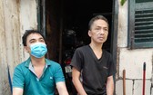 　　潘蝦與潘明俊父子倆正為 醫藥費發愁。