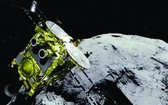 “隼鳥2號”探測器拍攝的小行星“龍宮”。