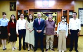 美駐泰大使訪問越香工業區