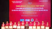 Các VĐV, HLV tiêu biểu năm 2018 tại buổi lễ Vinh quang thể thao Việt Nam.