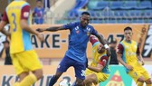 Zarour dần đuổi sức trong vai trò "gánh team" ở Khánh Hòa. Ảnh: Viết Định