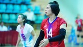 Chủ công Bùi Thị Huệ chơi xuất sắc khi chuyển sang vai trò Libero.