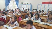 Học sinh học sách Cánh Diều