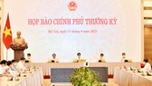 Họp báo Chính phủ tối 11-8
