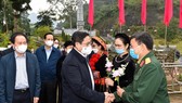 Thủ tướng Phạm Minh Chính dự Ngày hội Đại đoàn kết toàn dân tộc liên khu dân cư Pác Bó, Nặm Lìn, Nà Lẹng, xã Trường Hà, huyện Hà Quảng, tỉnh Cao Bằng. Ảnh: VGP