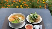 Món bún cá Kiên Giang tại khách sạn Grand Saigon